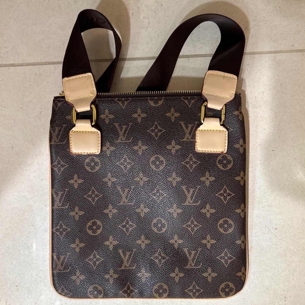 Louis Vuitton Monogram Tan and Brown Messenger Bag - Picture 2 of 2